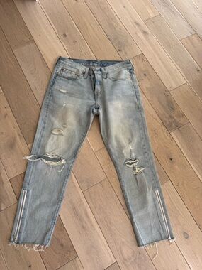 Levi's Light Blue Distressed Women's Straight Leg Jeans